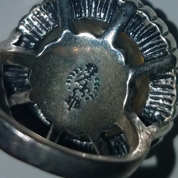 Statement ring - Picture 3 of 3